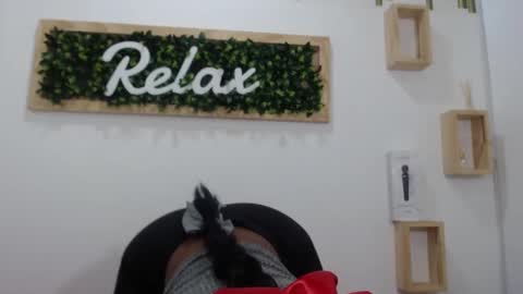 Snapshot of crystalbrooke3x chatting on 02-11-25, 08:42 Crystal online show from 02-11-25, 08:42