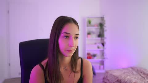 Snapshot of crystalbrunette18 chatting on 04-07-26, 05:57 Crystalbrunette18 online show from 04-07-26, 05:57