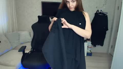 crystalemily online show from 06-12-26, 07:13