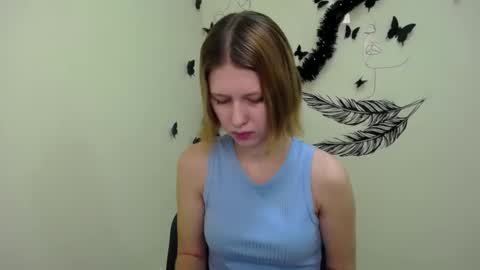 Stella online show from 12-22-24, 10:28