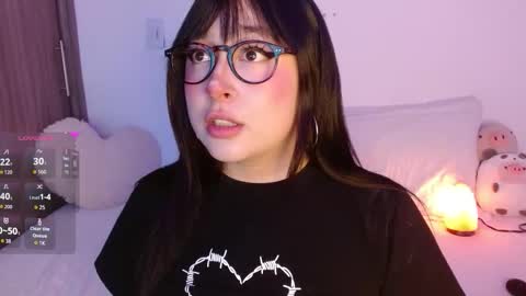 Olivia  online show from 12-14-25, 11:42