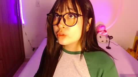 Olivia  online show from 04-28-26, 02:27