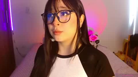 Olivia  online show from 06-11-26, 01:42