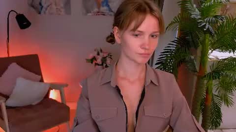 Crystal online show from 06-14-26, 01:57