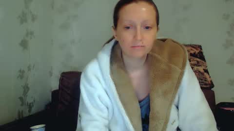 Snapshot of crystallangel chatting on 01-13-26, 05:40 CrystallAngel online show from 01-13-26, 05:40