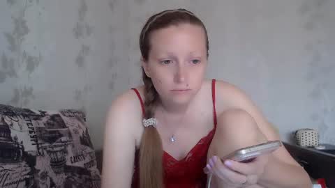 Snapshot of crystallangel chatting on 06-28-26, 01:28 CrystallAngel online show from 06-28-26, 01:28
