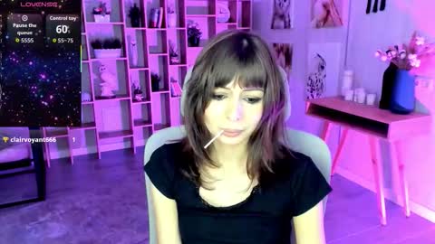 Snapshot of crystallbloom chatting on 11-10-25, 02:05 crystallbloom online show from 11-10-25, 02:05