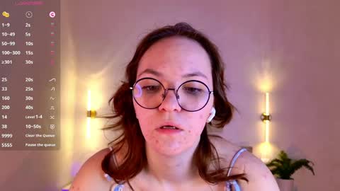 Kitty online show from 04-15-26, 10:43