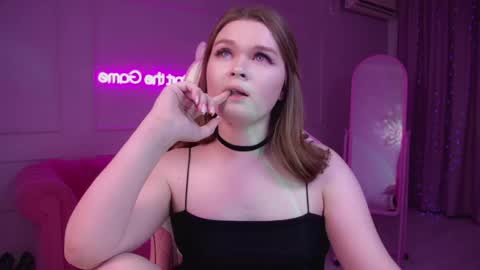 Crystal online show from 02-25-25, 05:25