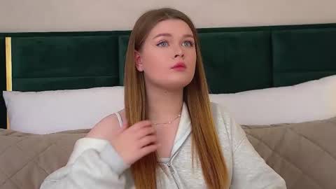 Crystal online show from 11-10-25, 06:29