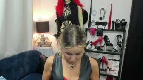 CrystalHotty online show from 06-04-26, 06:19