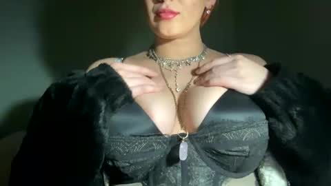 Snapshot of crystalyn777 chatting on 02-22-26, 06:13 crystalyn777 online show from 02-22-26, 06:13