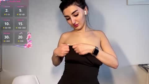 Diana online show from 08-06-26, 10:17