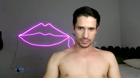 Snapshot of cshundderlick chatting on 02-15-26, 03:14 cshunderlick online show from 02-15-26, 03:14