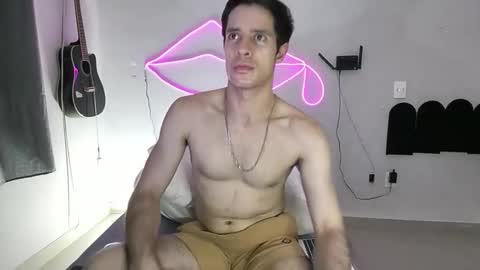 Snapshot of cshundderlick chatting on 02-22-26, 07:08 cshunderlick online show from 02-22-26, 07:08