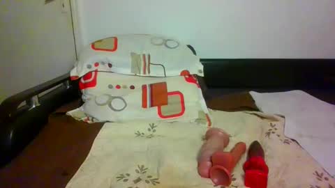 Snapshot of cubevert chatting on 03-06-26, 07:32 cubevert online show from 03-06-26, 07:32