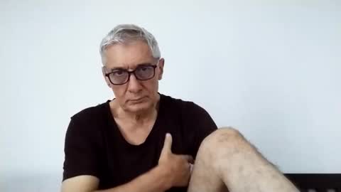 Snapshot of cucaio18 chatting on 05-03-26, 12:27 BIG UNCUT HARD COCK online show from 05-03-26, 12:27