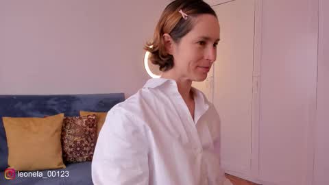 Leonela online show from 01-05-26, 05:27