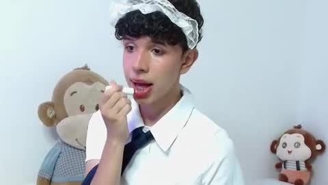 Cuddly online show from 10-19-25, 03:18