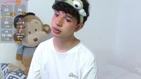 Cuddly online show from 10-23-25, 07:45