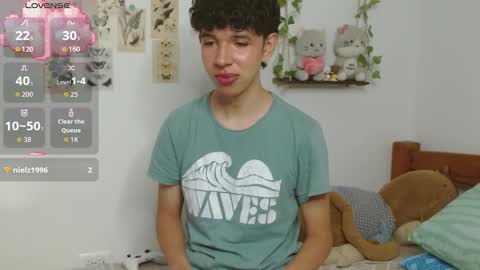 Cuddly online show from 02-28-26, 01:01