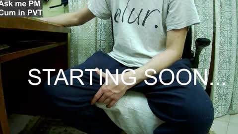 Snapshot of culonudo23 chatting on 03-09-26, 12:03 Leo online show from 03-09-26, 12:03