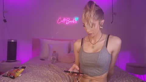Snapshot of cult_barbie93 chatting on 03-10-26, 03:55 Cult Barbie online show from 03-10-26, 03:55