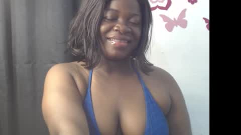 Snapshot of cum28544 chatting on 10-12-25, 05:06 betty online show from 10-12-25, 05:06