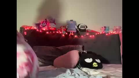 cum2charmxx online show from 10-17-25, 10:18