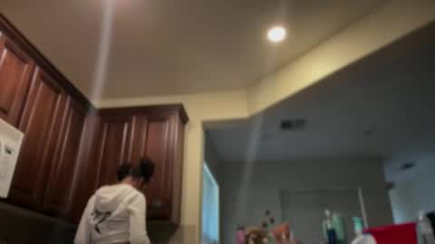 cum2charmxx online show from 05-01-26, 06:34