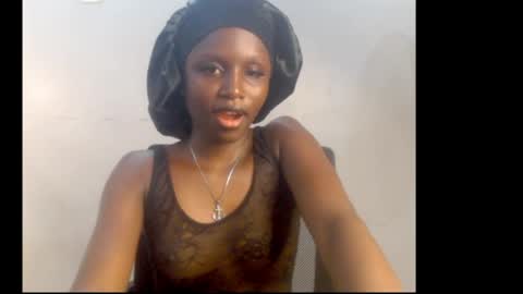 sophie online show from 04-24-26, 07:33