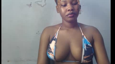 Snapshot of cum_ebony_xxxpetit chatting on 06-23-26, 01:58 Teeha online show from 06-23-26, 01:58