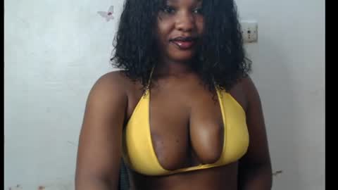 Snapshot of cum_ebony_xxxpetit chatting on 07-11-26, 12:13 Teeha online show from 07-11-26, 12:13