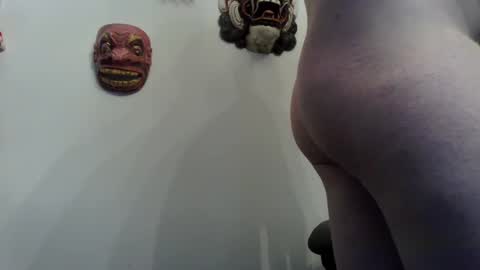 Snapshot of cum_gun_19 chatting on 02-05-25, 08:43 cum gun online show from 02-05-25, 08:43