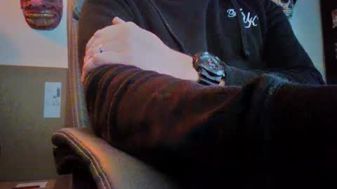 Snapshot of cum_gun_19 chatting on 10-07-25, 07:27 cum gun online show from 10-07-25, 07:27