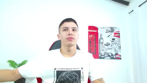 cumandres online show from 11-20-25, 02:17