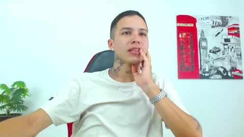 cumandres online show from 04-30-26, 03:18