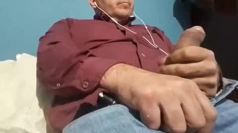 Snapshot of cumbian_chero chatting on 03-08-25, 12:55 cumbian_chero online show from 03-08-25, 12:55