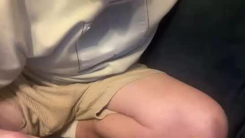 Snapshot of cumfar1985 chatting on 11-19-25, 12:32 Cumfar online show from 11-19-25, 12:32