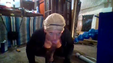 cumlovinsissygurl online show from 10-20-25, 05:57