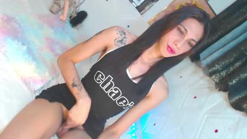 Snapshot of cumm_thiara1999 chatting on 12-11-24, 07:09 YOUR KWEEN STELLINA online show from 12-11-24, 07:09