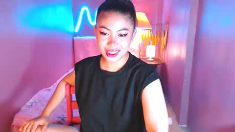 Snapshot of cummdumpapril chatting on 02-07-25, 01:25 cummdumpapril online show from 02-07-25, 01:25