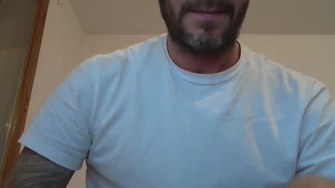 Snapshot of cummincock04 chatting on 10-08-25, 02:04 cummincock04 online show from 10-08-25, 02:04