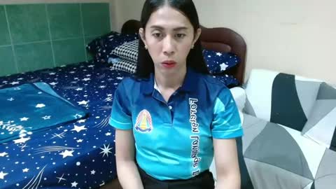 Snapshot of cummleahcumm chatting on 02-13-25, 07:03 Leah Vergara online show from 02-13-25, 07:03