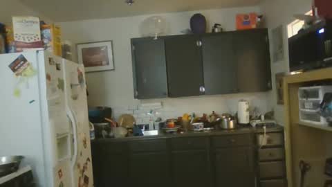 Snapshot of cumoncourtney chatting on 12-18-24, 02:53 i love to be held unconcious online show from 12-18-24, 02:53