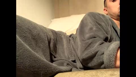 Snapshot of cumplaywithbilly chatting on 01-17-25, 05:19 Billy online show from 01-17-25, 05:19