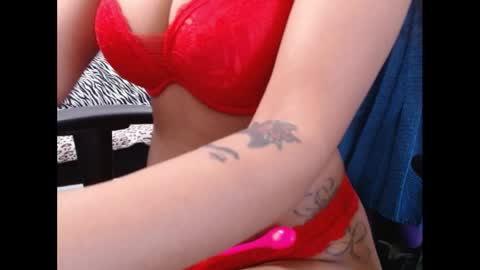 Nia Reese online show from 01-16-26, 07:07