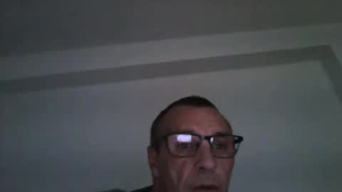 Snapshot of cumseeme002 chatting on 02-22-26, 03:43 Alan online show from 02-22-26, 03:43