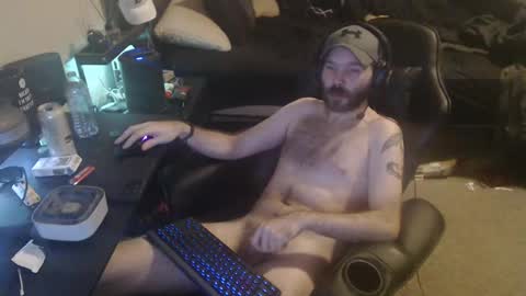 Snapshot of cumslinger2003 chatting on 12-31-24, 04:49 cumslinger2003 online show from 12-31-24, 04:49