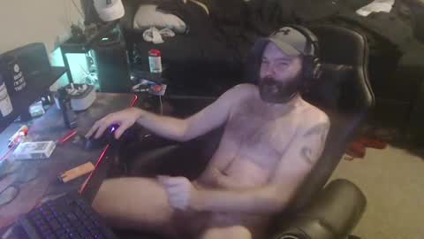 Snapshot of cumslinger2003 chatting on 01-22-25, 05:17 cumslinger2003 online show from 01-22-25, 05:17